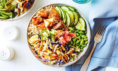 Teriyaki salmon poke bowl