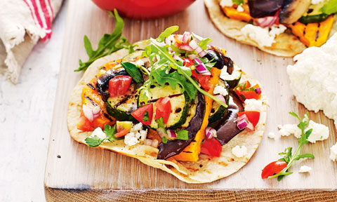 Vegetable tostadas with tomato and parsley salsa