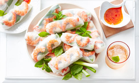 Vietnamese prawn and mint rice paper rolls