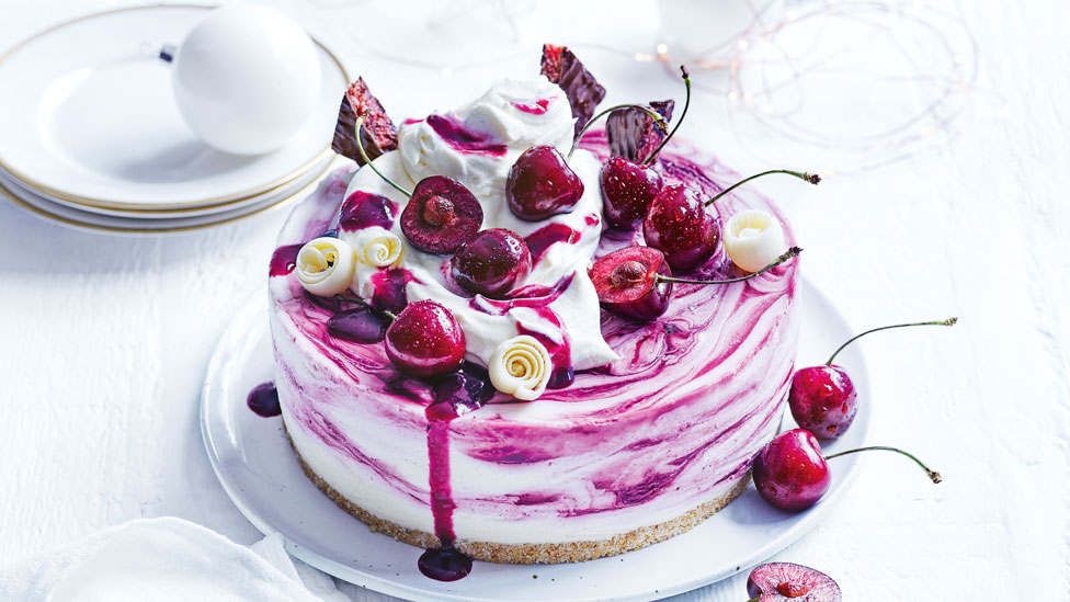Cherry ripe cheesecake