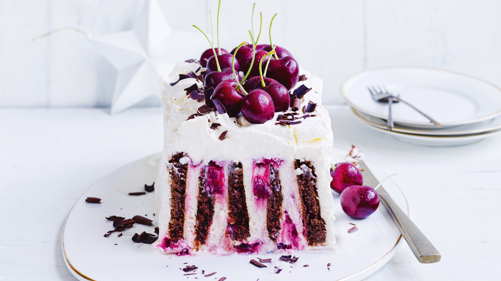 Chocolate and cherry creamy cheesecake loaf