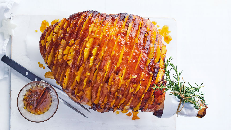A full leg glazed ham with rum and pineapple