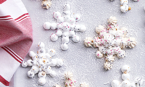 Snowflake meringue and pavlova biscuits