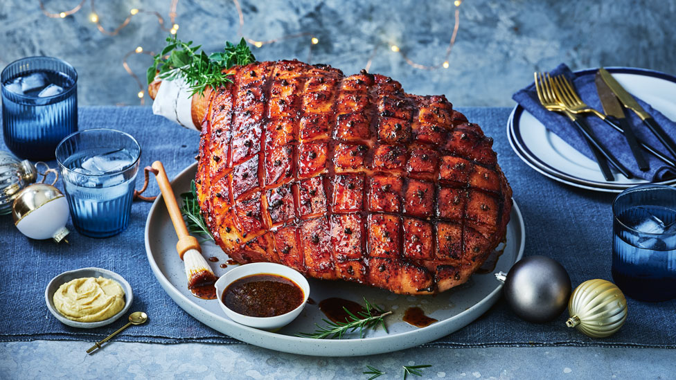 Luke Mangan's guinness, mustard and maple glazed ham