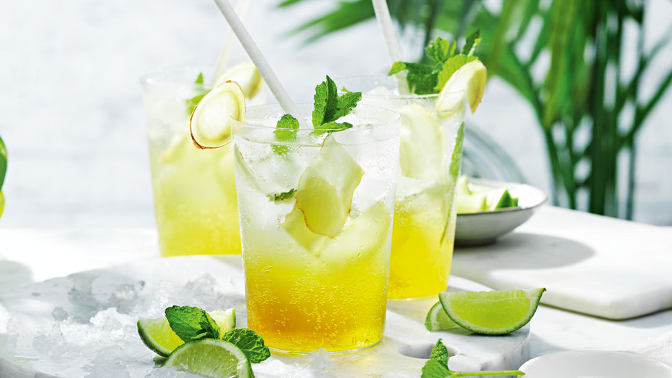 Ginger and lime fizz
