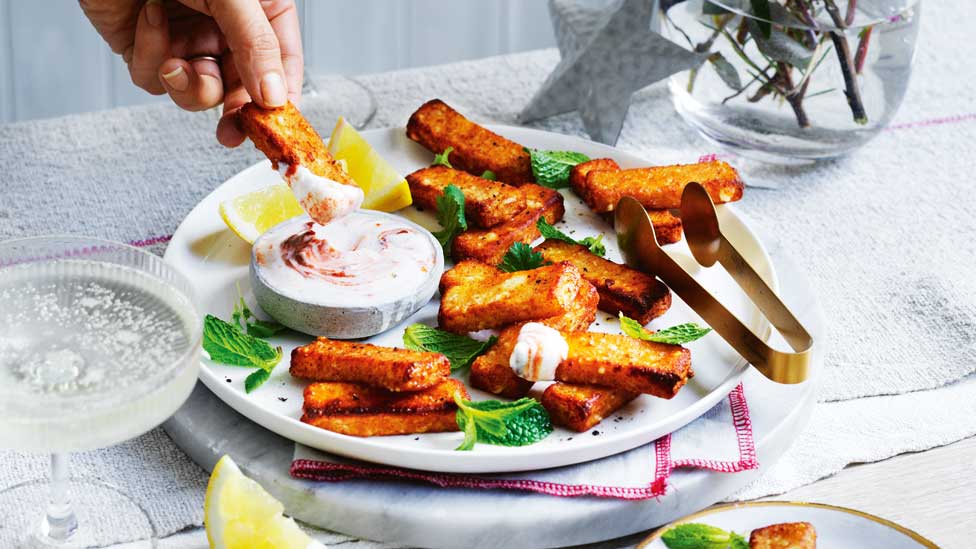 Halloumi chips with harissa yoghurt dip