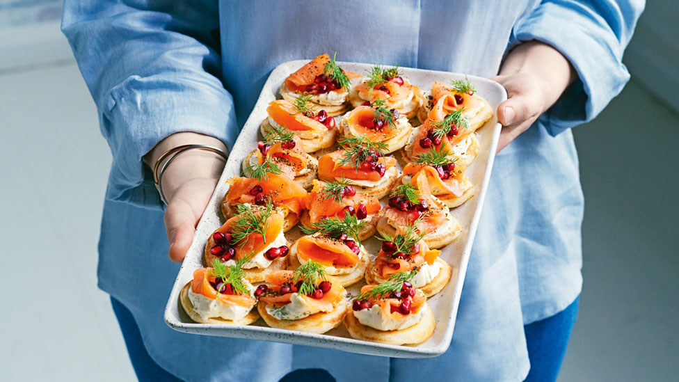 Jenny-Lee’s smoked salmon blinis
