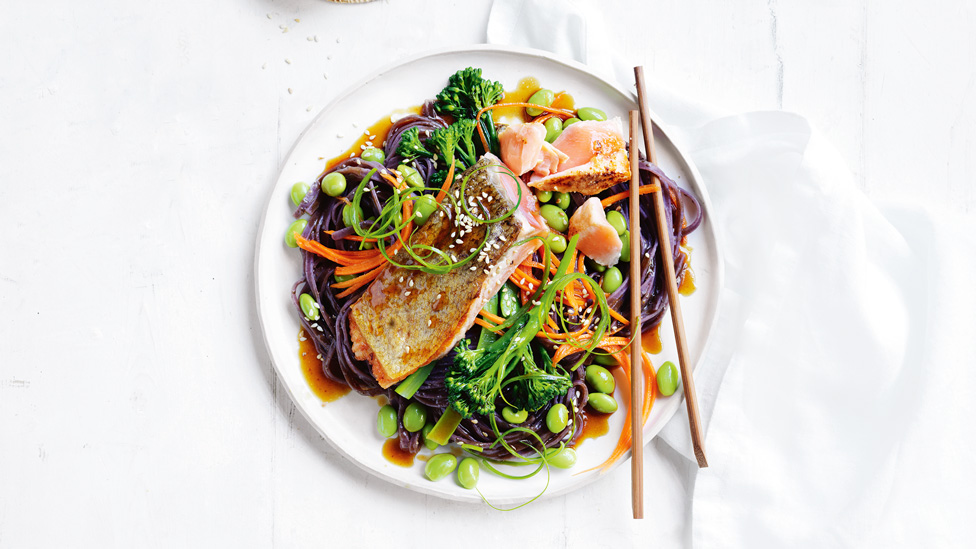 Teriyaki salmon with black rice noodles and green beans