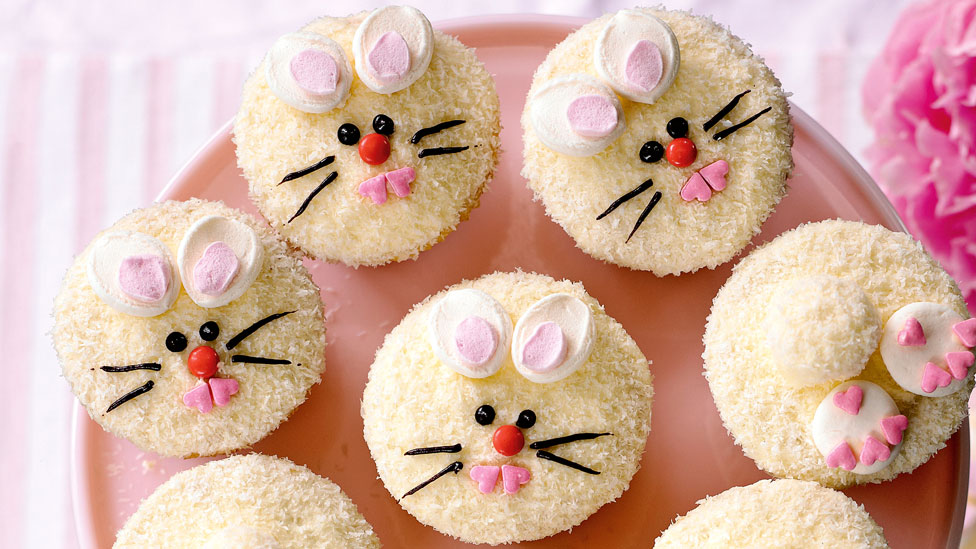 Five Easter bunny cupcakes