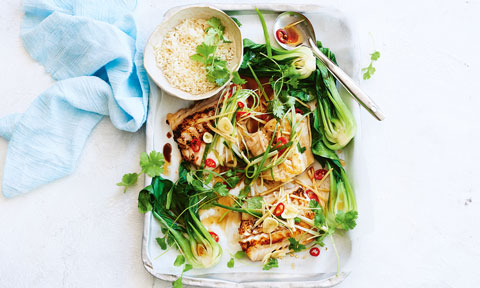Cantonese-style crispy fish with rice and greens