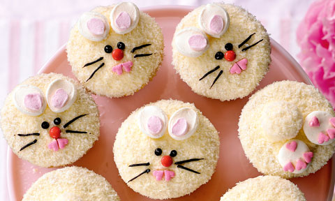 Five Easter bunny cupcakes