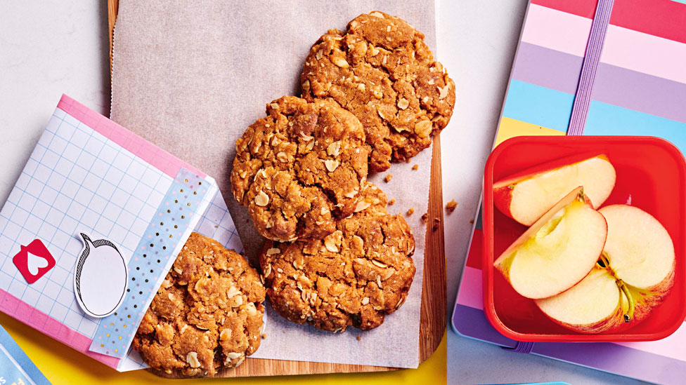 Choc chip oat cookies 