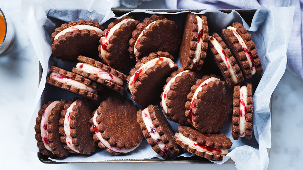 Chocolate sandwich biscuits served in a baking tray
