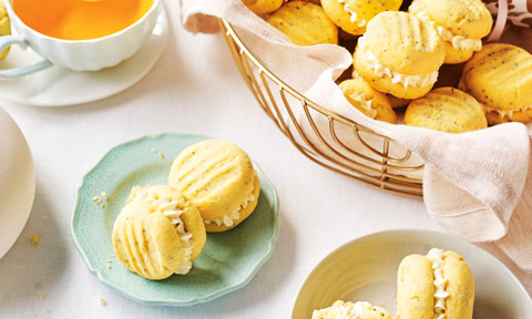Citrus and Poppy Seed Melting Moments