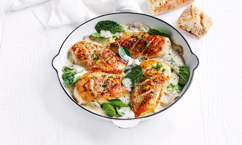 One-pan Mushroom and Spinach Chicken in deep pan