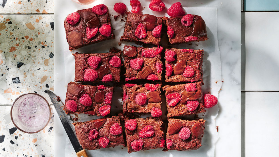 Chocolate and raspberry protein brownies