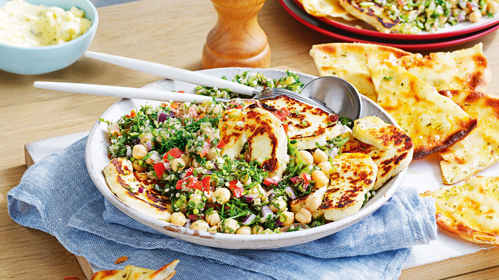 Chickpea tabouleh with haloumi and garlic flatbread