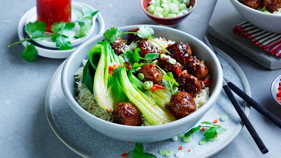 Asian-style meatballs with greens