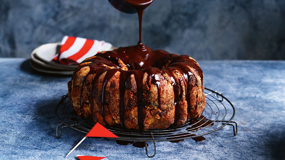 Choc-chunk monkey bread with chocolate sauce