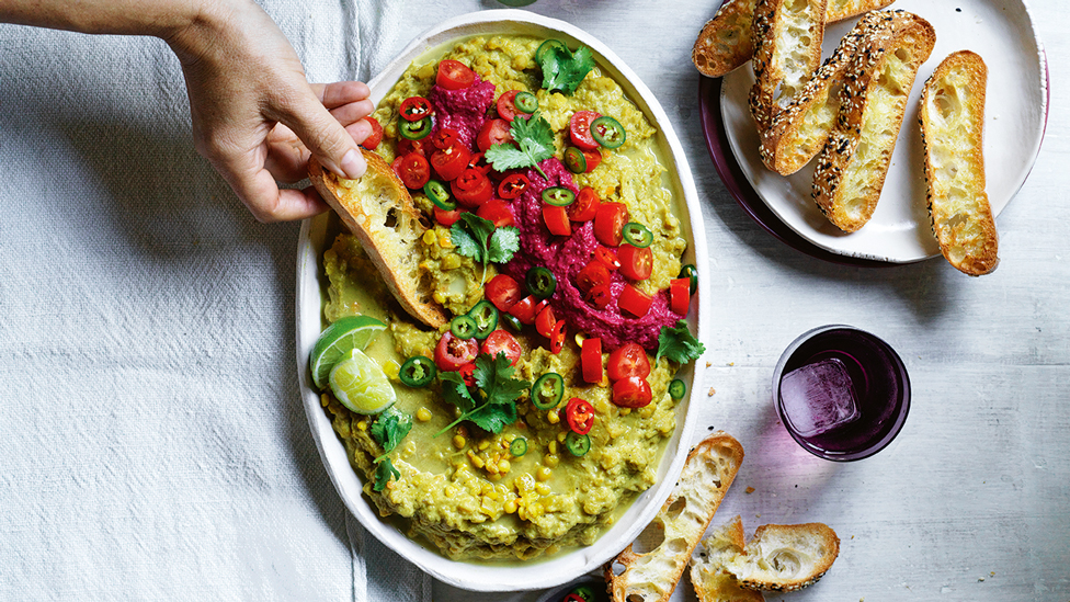 Slow cooker dahl with beetroot hommus