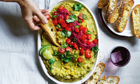 Slow cooker dahl with beetroot hommus