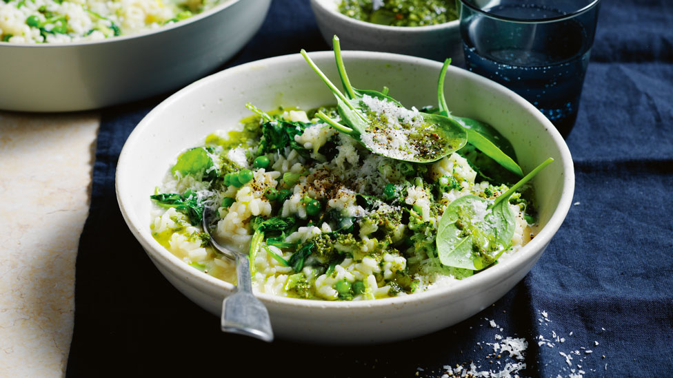 Broccoli, pea and leek baked risotto