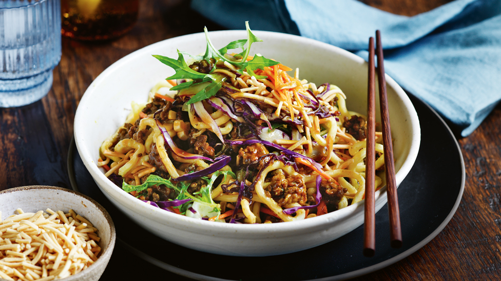 Easy beef chow mein