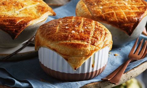Beef pies with mash and peas