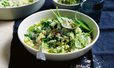Broccoli, pea and leek baked risotto