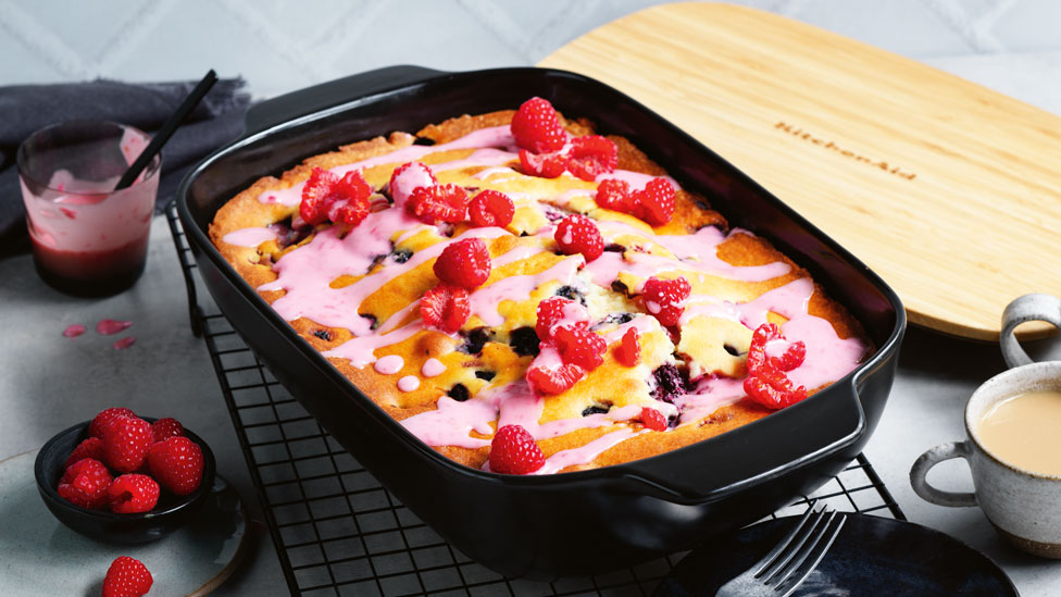 Mixed berry and ricotta tray cake