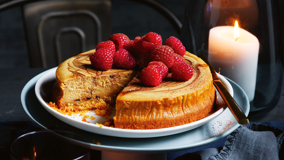 Baked chocolate-swirl tiramisu cheesecake