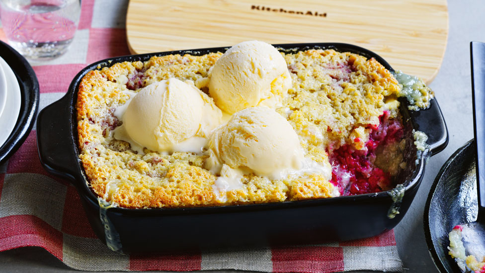 Raspberry and white chocolate pudding