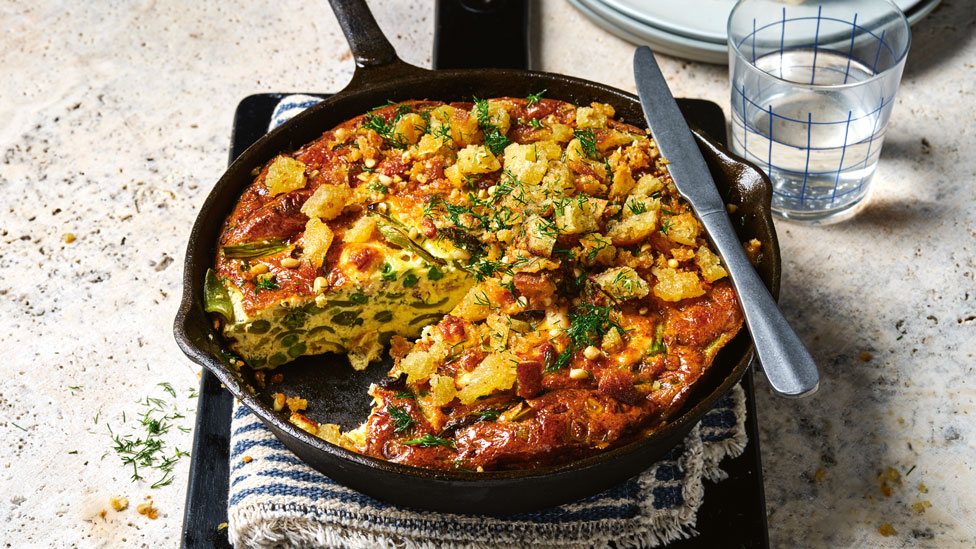 Salmon frittata with crispy breadcrumbs