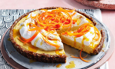 Gluten-free raw carrot cake 