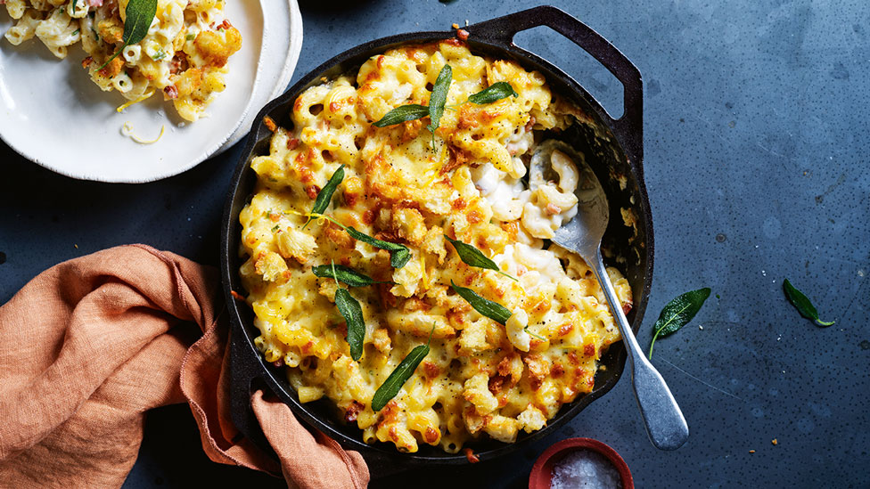 Beer and bacon mac ’n’ cheese twist