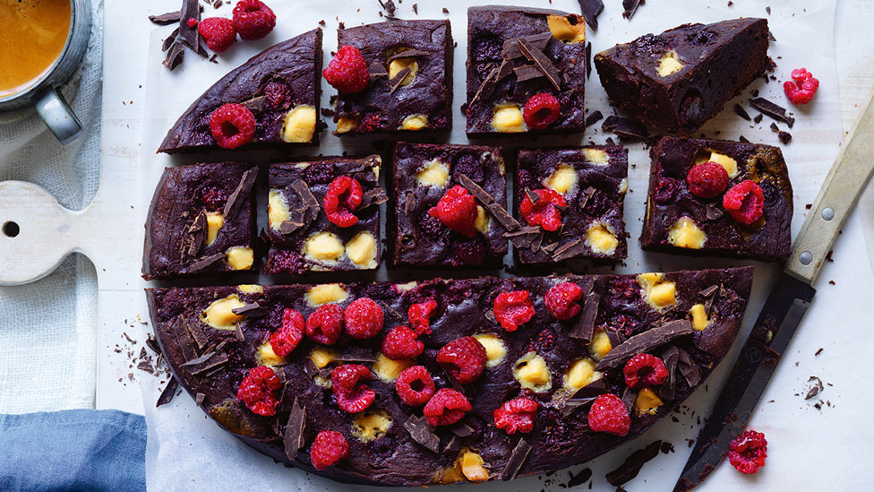 Raspberry and double chocolate brownie 