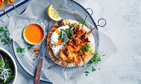 Chicken shish kebabs with chilli-tomato sauce