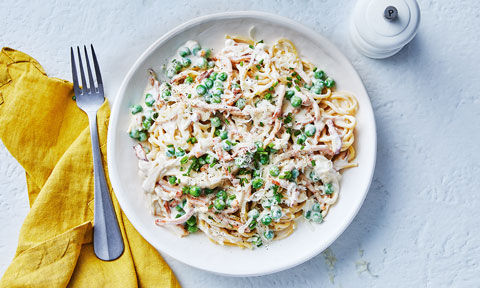 Creamy chicken and bacon pasta