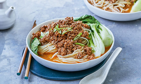 Sichuan-style noodle soup with chicken mince