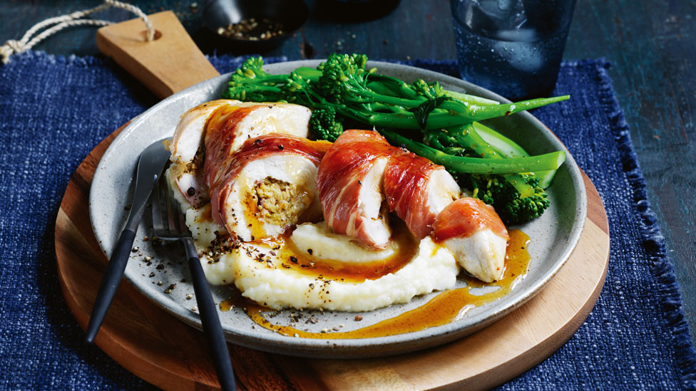 Green olive stuffed chicken with cauliflower puree