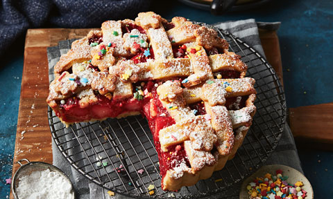 Funfetti rhubarb, apple and strawberry pie