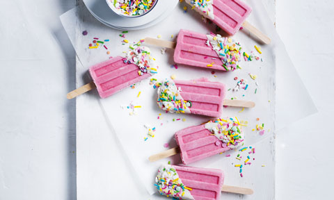 Six strawberry funfetti pops