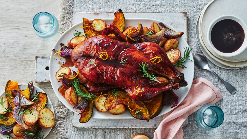 Roast duck with pomegranate and rum glaze 