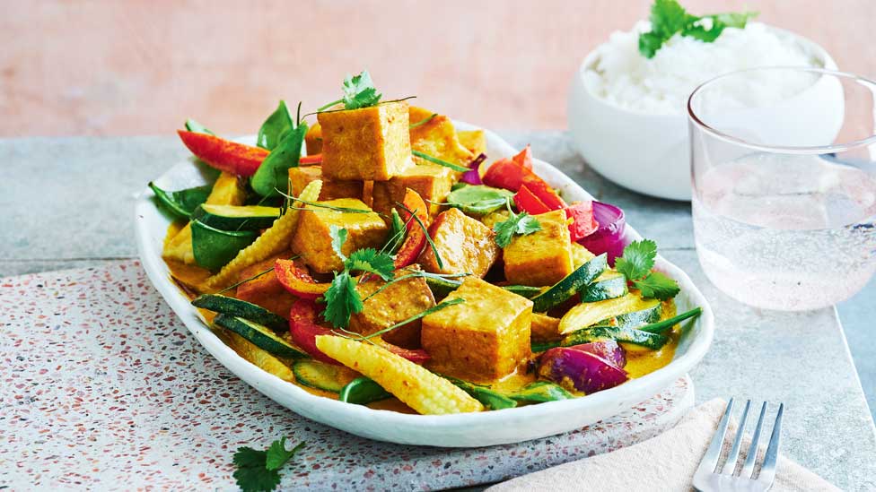 Yellow curry tofu stir-fry