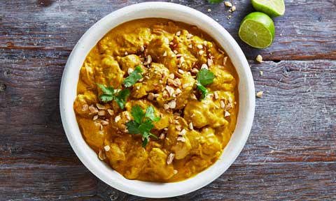 Adam Liaw’s peanut butter curry