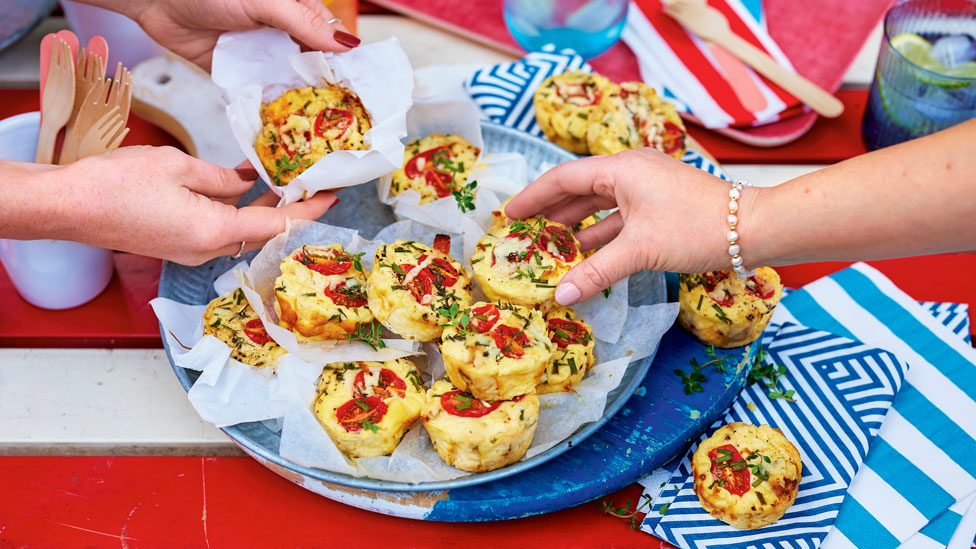 Crustless quiche bites 