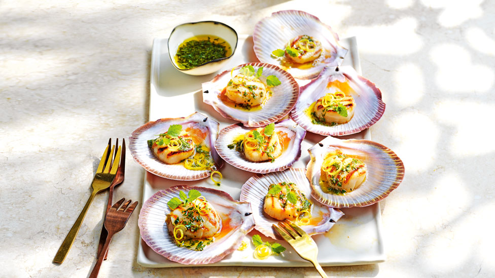 Herbed scallops 