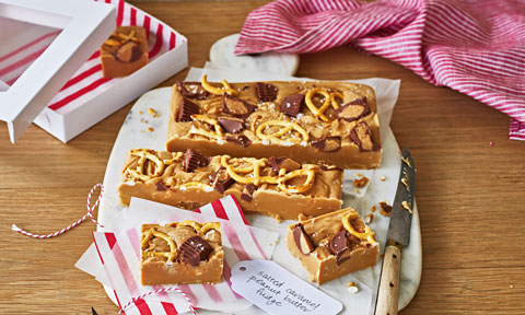 Salted caramel peanut butter fudge