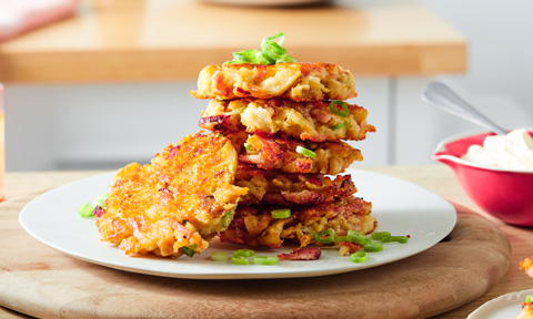 Crunchy ham and cheese potato cakes