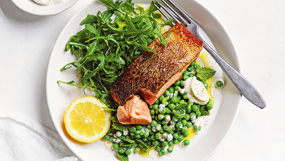 Garlic roasted salmon with minted peas